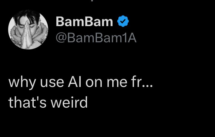 adriana🦢 tweet media