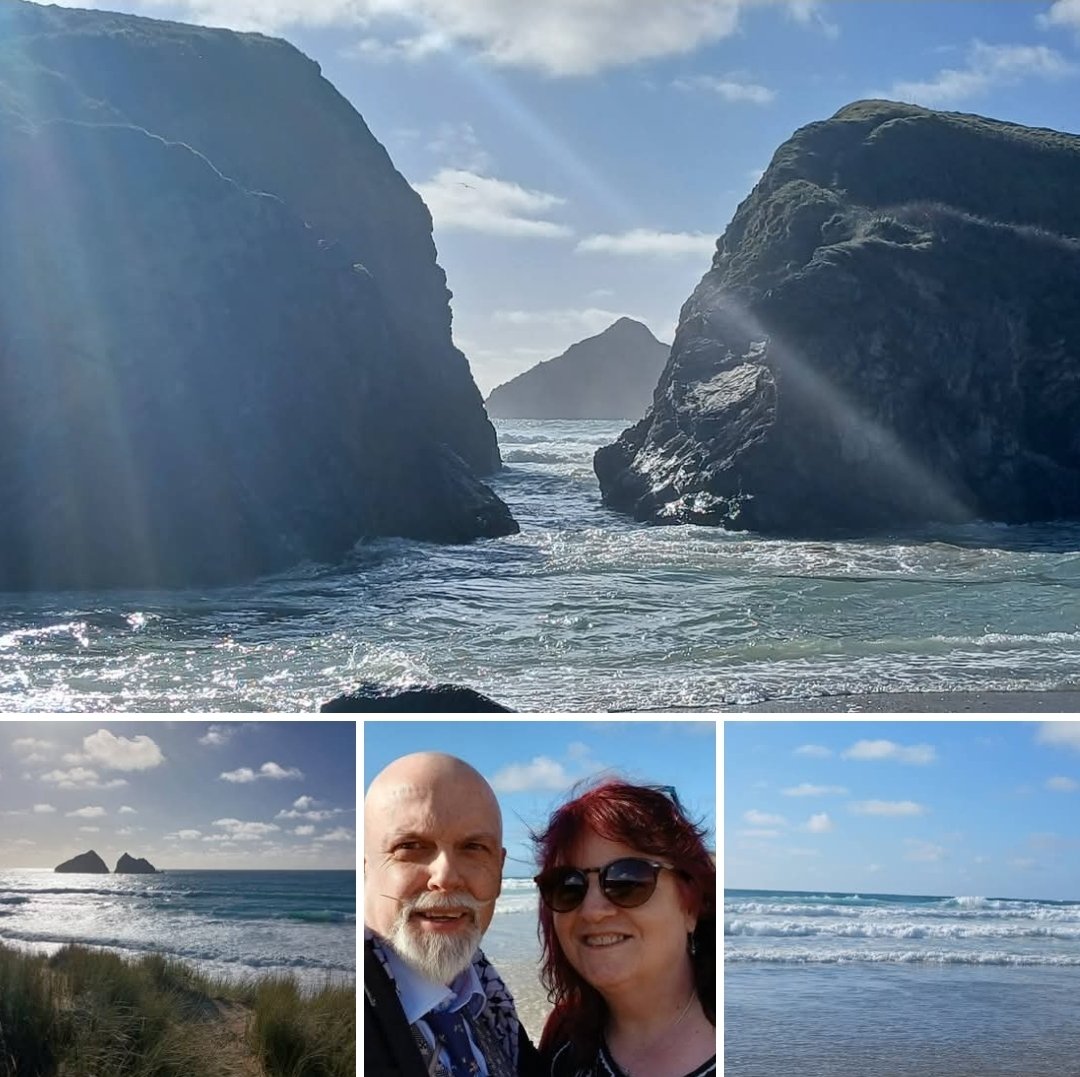 SimonOsbornePTY's tweet image. Holywell Bay, Cornwall! #ocean #sea