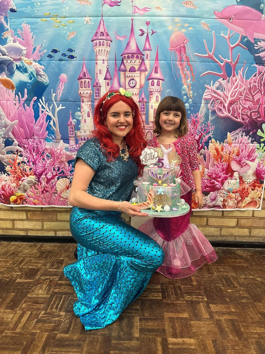 PartyBellesUK's tweet image. 5 star review: Maia (the Mermaid) was absolutely brilliant from start to finish hosting my daughter’s under the sea themed birthday party. This is the second time we have used the Party Belles so we knew we were in safe hands. #mermaid #party #feedback #review #birthday #smile