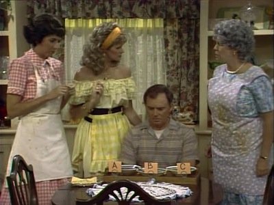 durandurantulsa's tweet image. Now showing on @durandurantulsa's Television 📺 Showcase...Mama's Family: Soup To Nuts (1986) on classic DVD 📀! #tv #television #comedy #sitcom #mamasfamily #souptonuts #vickilawrence #kenberry #ripkenberry #DorothyLyman #beverlyarcher #allankayser #dvd...