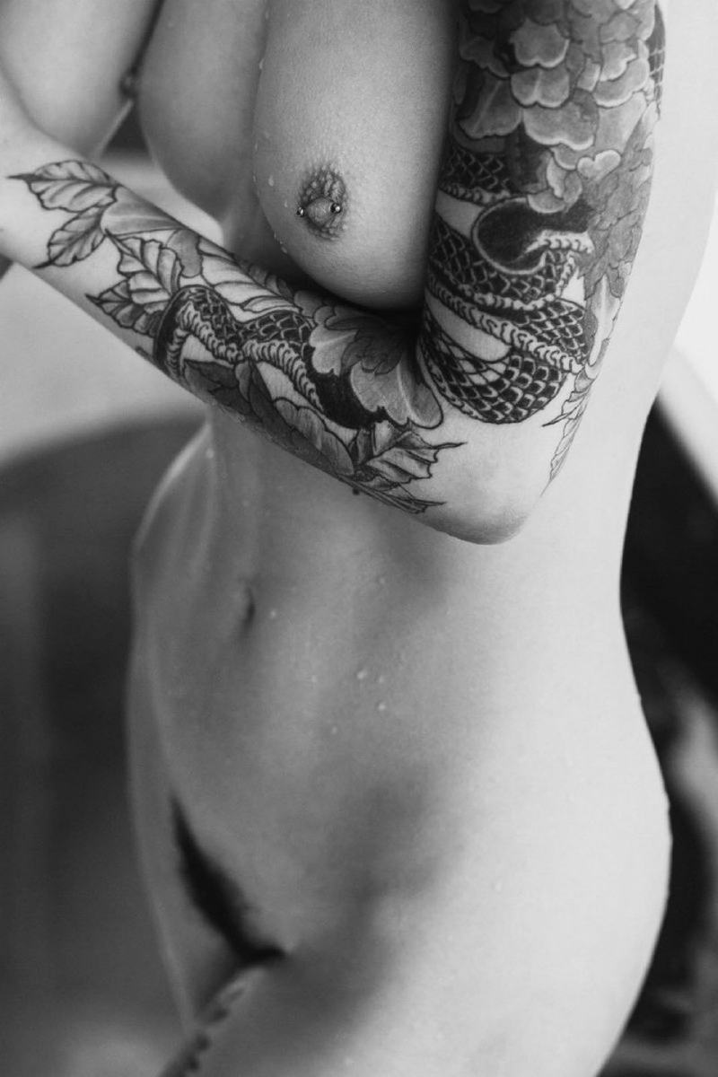 Gildas873305181's tweet photo. Tu viens jouer avec le feu ?
#Tattoo #Ink #Tattooed #JapaneseTattoo #Irezumi #SnakeTattoo #DragonTattoo #FloralTattoo #BodyArt #TattooArt #BlackAndWhite #BWPhotography #NudeArt #ArtNu #TattooLovers #InkedGirls #TattooModel #FineArtPhotography #SkinArt # https://t.co/dcuFe8PCAw