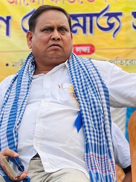 Mohd Safur tweet media