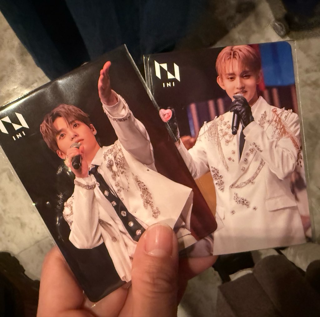 おもち tweet media