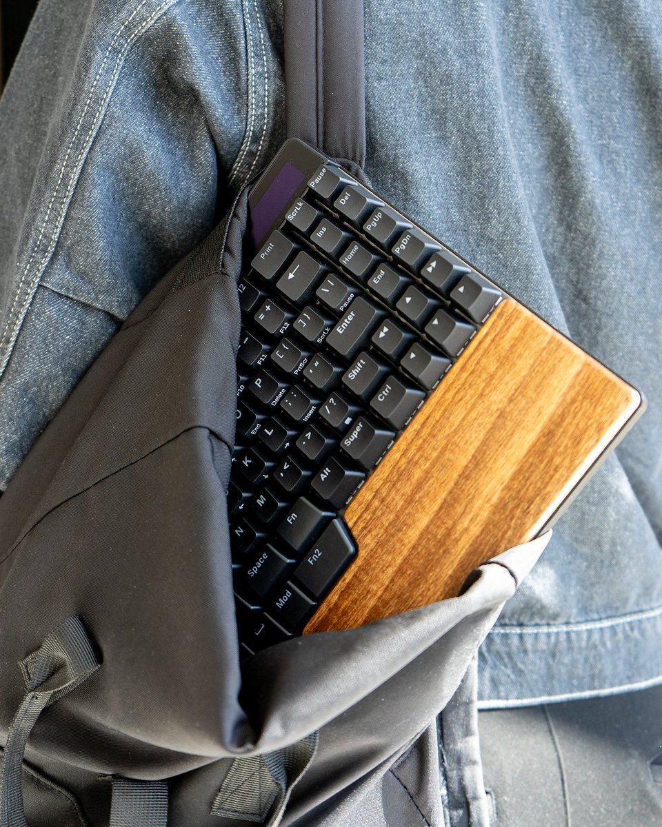 Ult. Hack. Keyboard tweet media