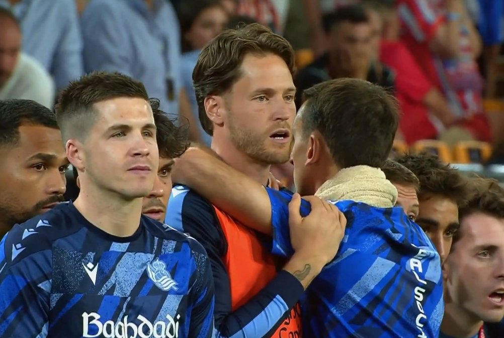 Philip Banks ♐ tweet media