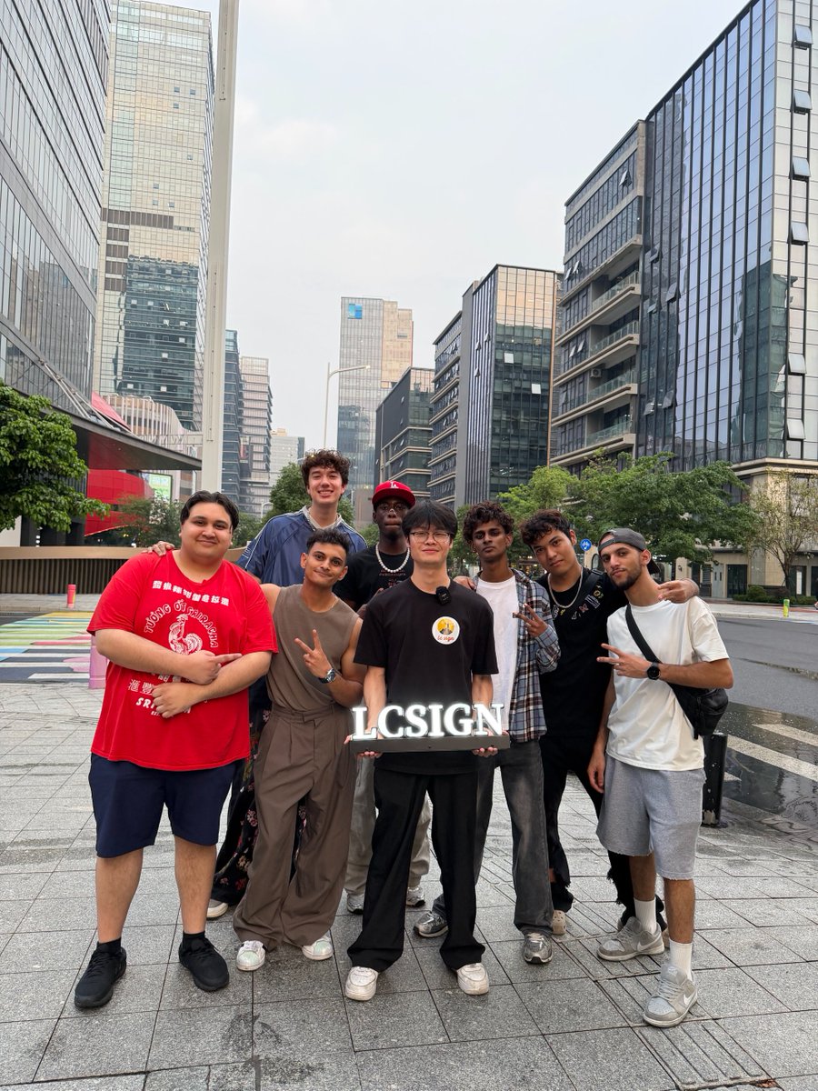 LCsign_tony tweet picture