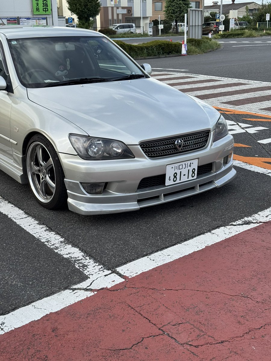 なーど tweet media
