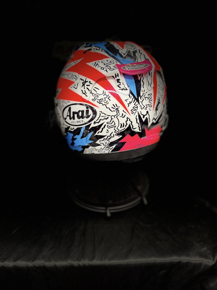 全日本ロードレース選手権ST600の松本康雅さんのヘルメットペイントしました！
久しぶりのロードレーサー‼️
応援よろしくお願いします
#paintmagicyama
#ペイントマジックヤマ
#全日本ロードレース選手権
#Araiヘルメット