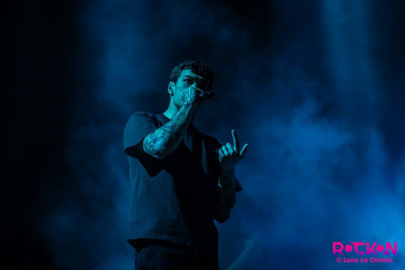 Qualche scatto di Blanco a Firenze!⚜️

#blanco #firenze #tour 
@ lunalachimia