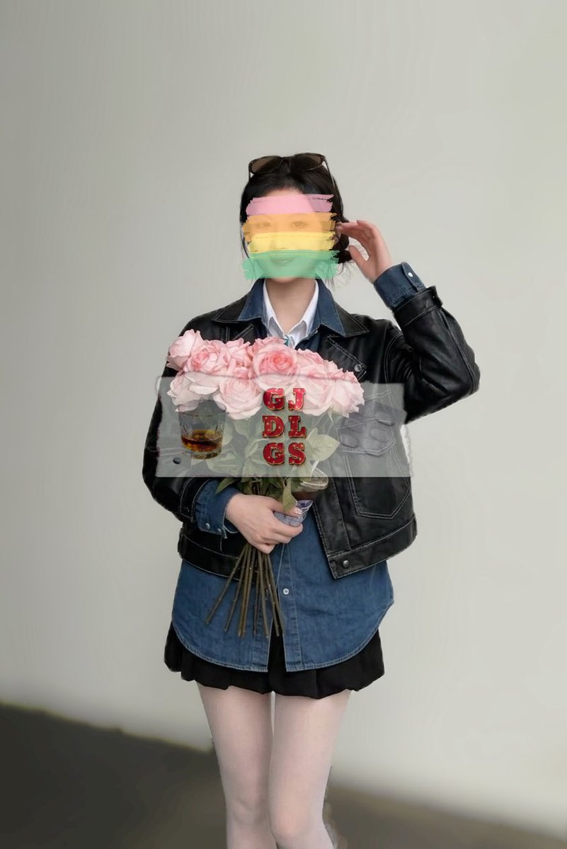 gjdlgs's tweet photo. 周末终于见了女主这闺蜜 简直是小杨幂真的好看 还给了双丝让穿上{nice女主爱死你了}  闺蜜毫无察觉这丝女主先穿着挨了一顿法 然后带着痕迹亲手套闺蜜腿上穿完了又穿上法了一顿 {女主这癖好晚点有时间讲讲}  好想能和这闺蜜发展发展能法法法死小杨幂啊 为什么离芝加哥这么远
#女主 #黑丝 #白丝 https://t.co/tQC6tJ5xwo