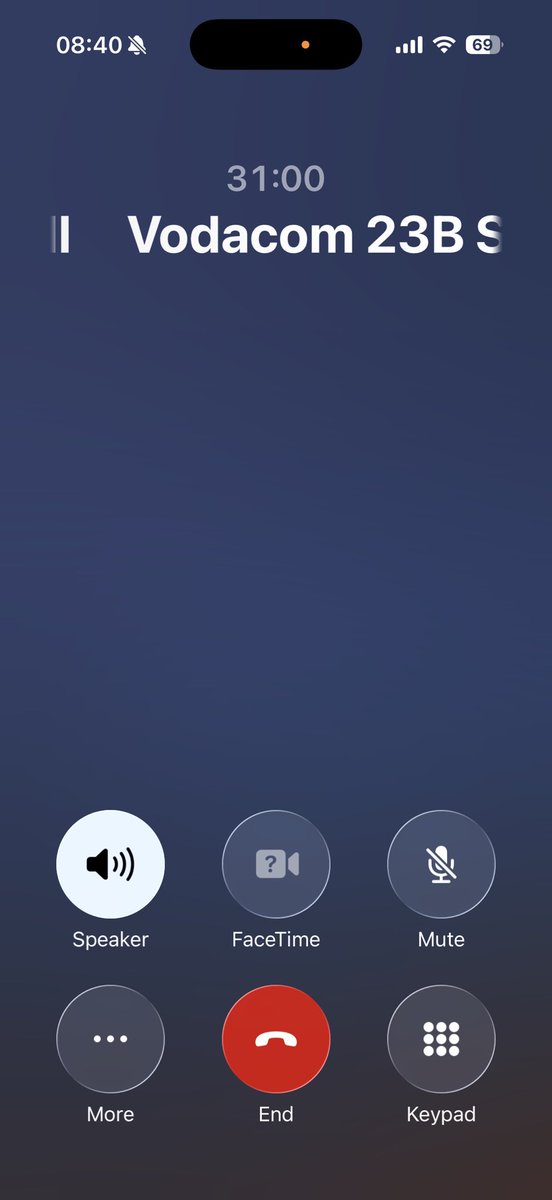 acoops8's tweet photo. @Vodacom @Vodacom111 is it correct that I wait for 31 minutes for the call centre to confirm my details, just to share an invoice? https://t.co/nS7o2nukO3