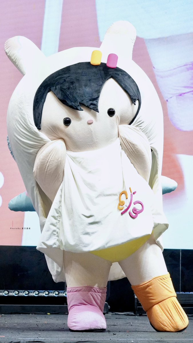 ebb¯﹃¯ tweet media