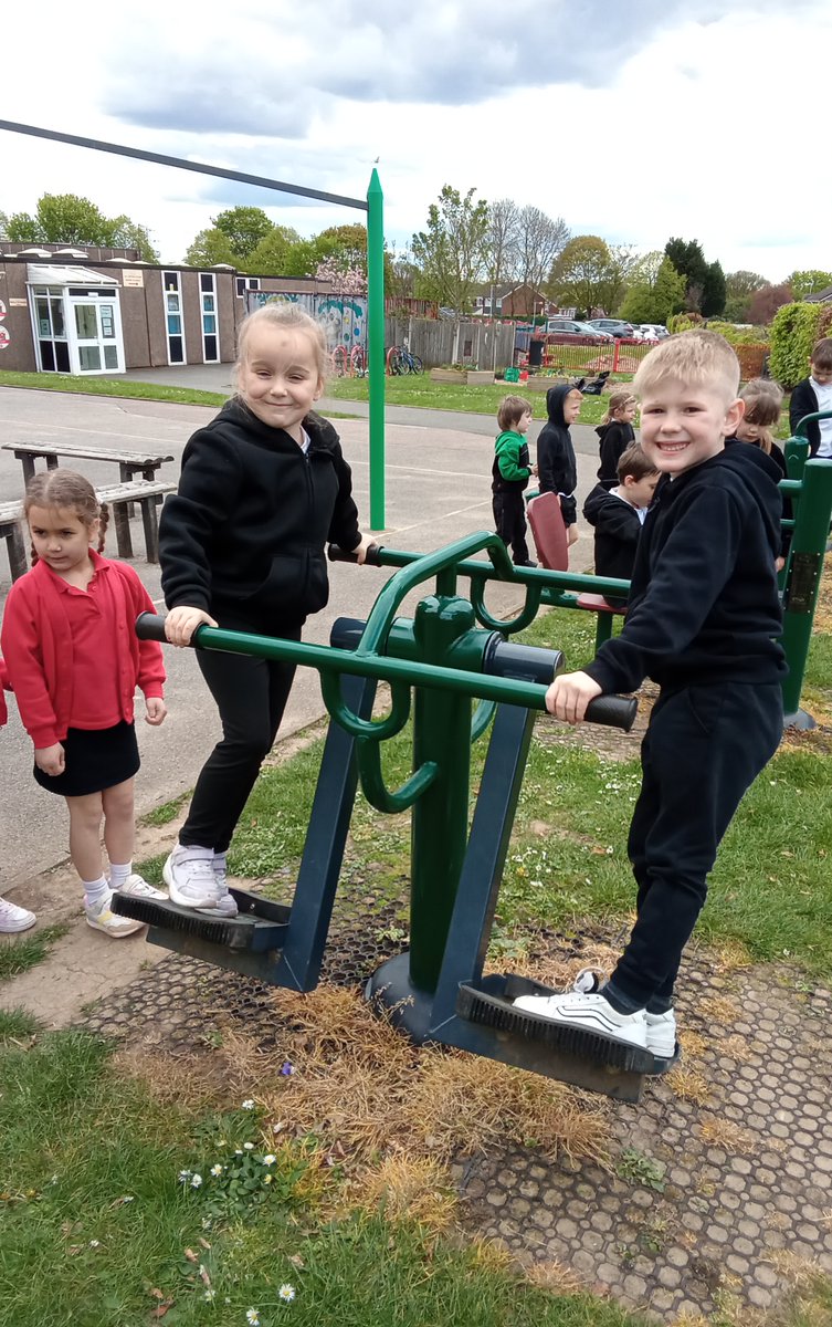 Lakeside Primary tweet media