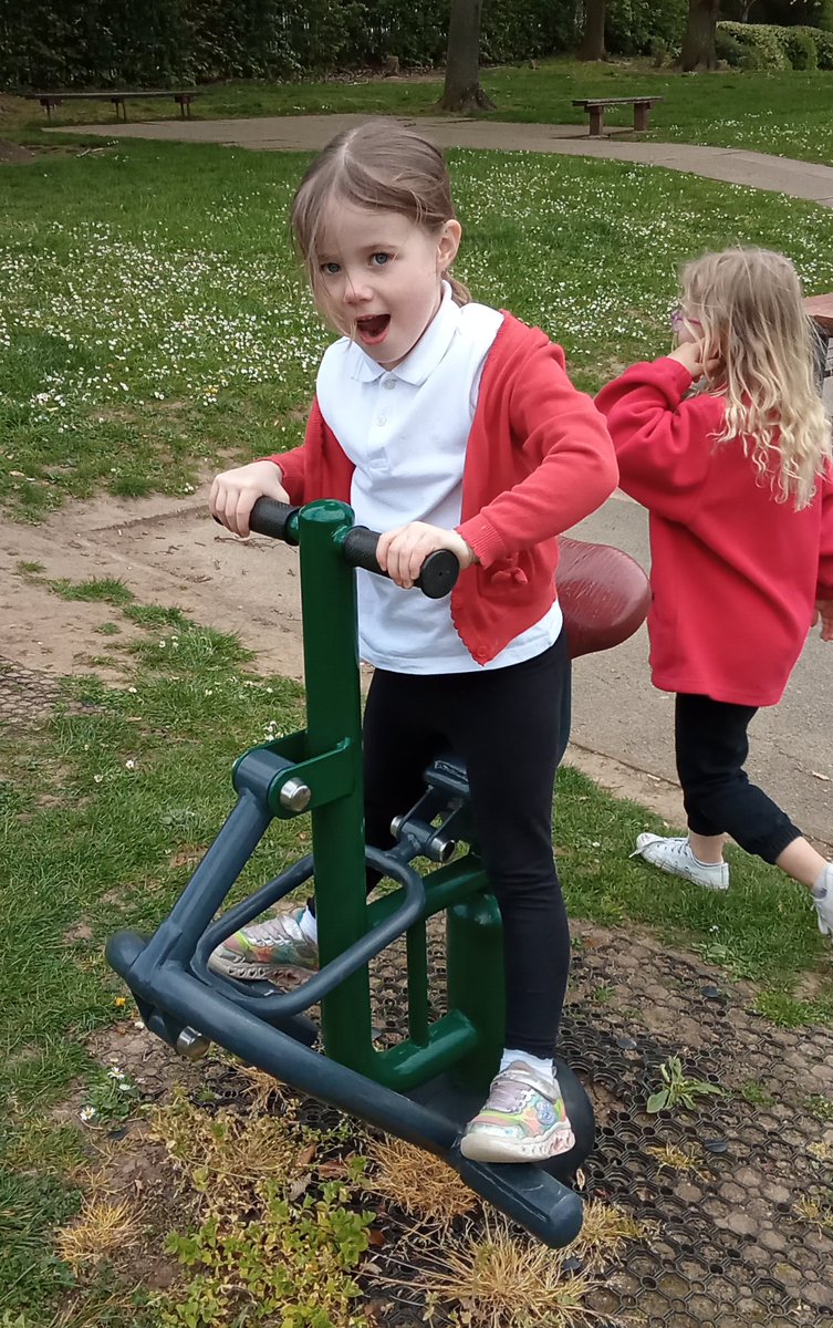 Lakeside Primary tweet media