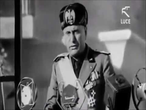 mariobianchi18's tweet image. Il #21aprile 1940 #Mussolini arringa in segreto i rappresentanti delle Confederazioni, ma il contenuto trapela e fa ritenere prossima l'entrata in guerra dell'Italia. In effetti il 10/6 alle 18, da Palazzo Venezia annuncerà la dichiarazione di guerra a Francia ed Inghilterra.