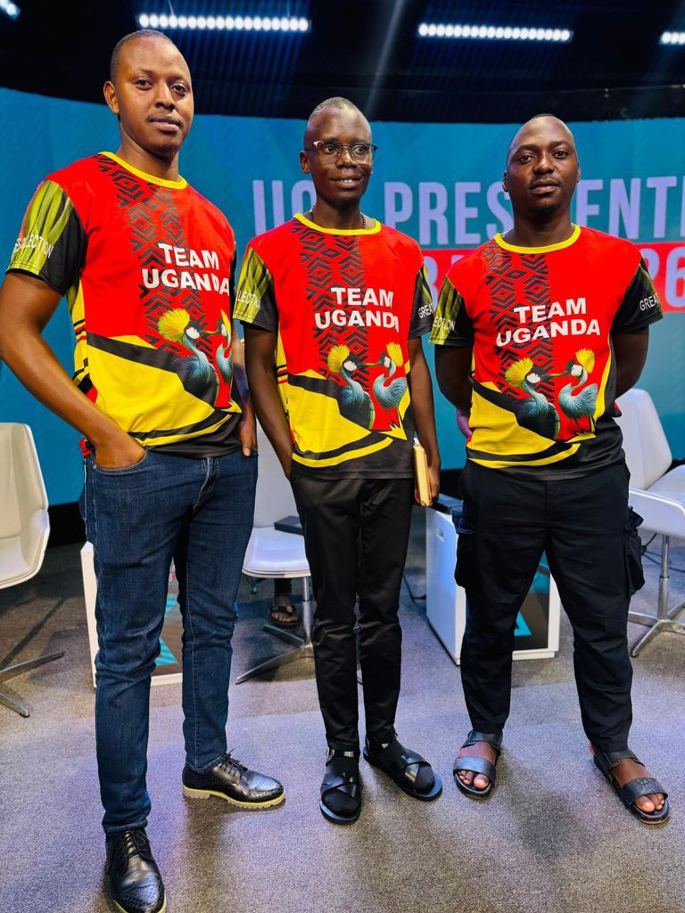 Blackelly Presenter tweet media