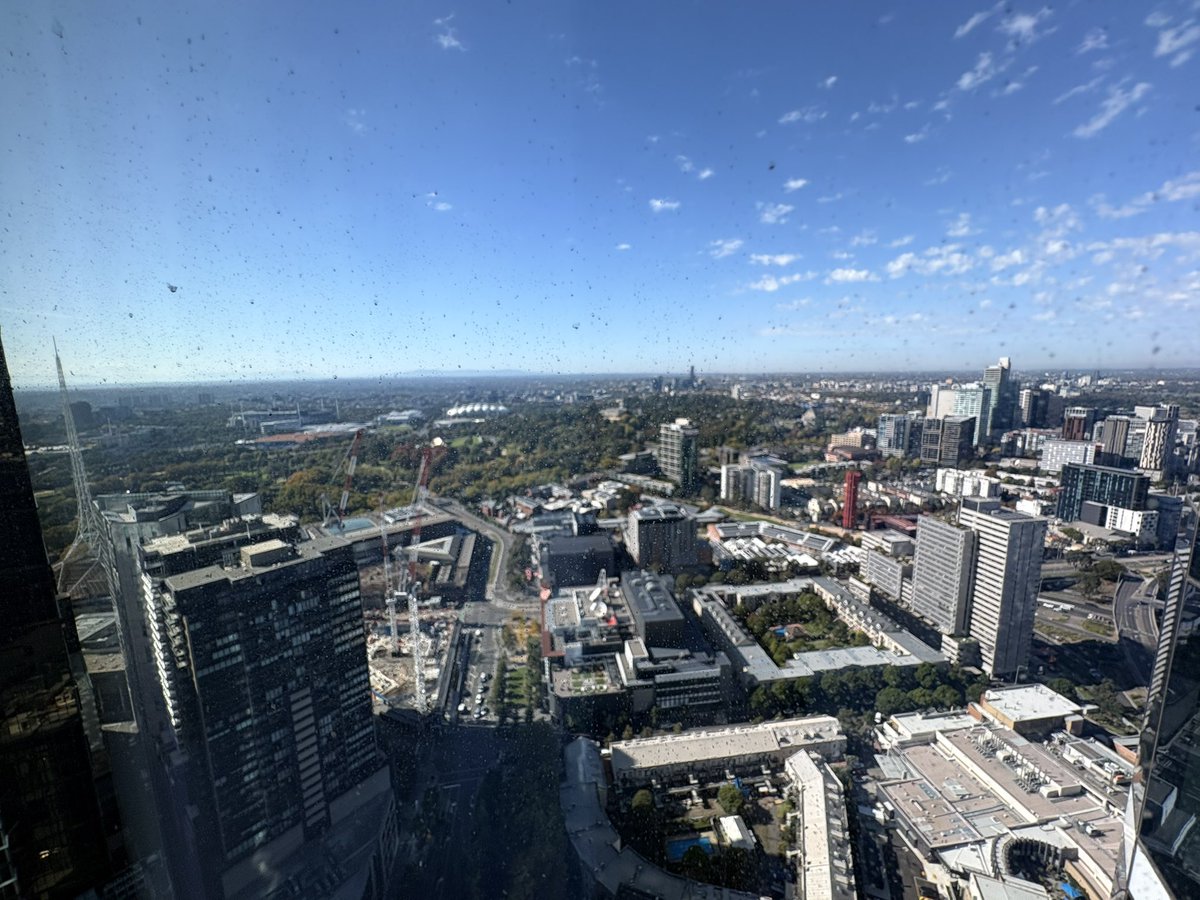 Flutteringkat's tweet image. Goodbye views from fairy HQ today. All about fairy HQ2 now. 
#homes #transientlife