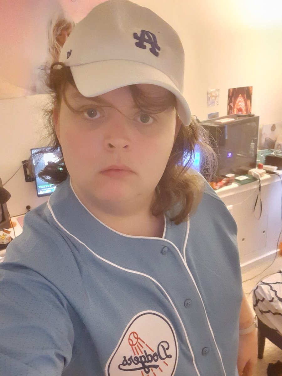 Squeachu tweet media