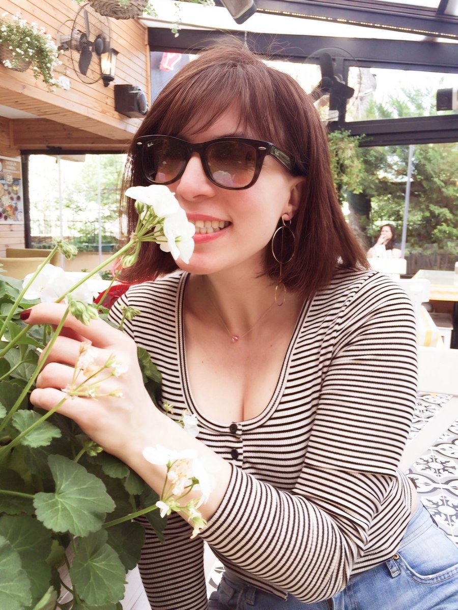 Perşembe günü kaküllerime kavuşuyorum🧚🏻‍♀️ bunu bilmek sizin de hakkınız evet.