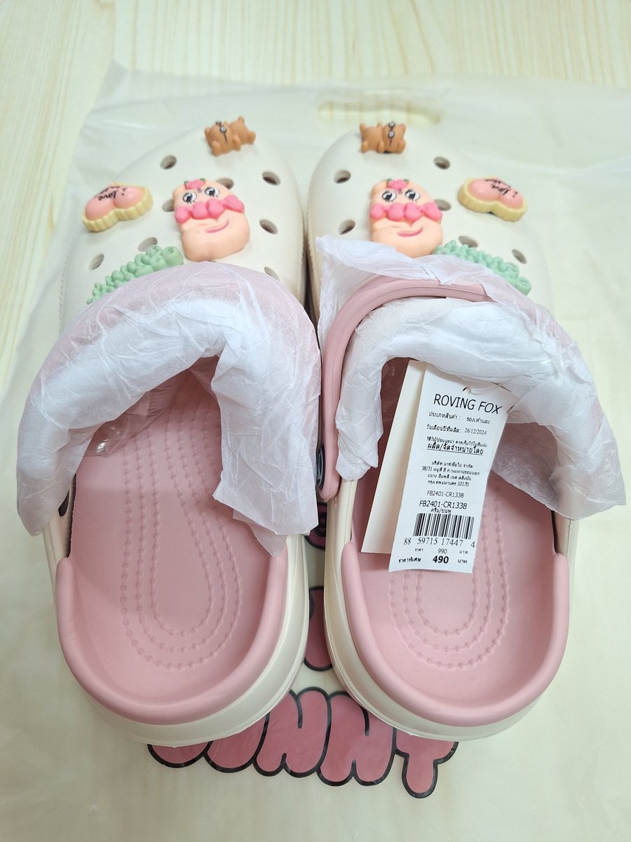 tinybunny_w's tweet photo. ส่งต่อค่ะ รองเท้าแตะ Esther Bunny x Roving Fox ของใหม่ไม่เคยใช้ค่ะ ซื้อมาเก็บค่ะ size 38 นะคะ 380 บาท ส่งฟรีค่า #ส่งต่อ #ส่งต่อของใช้ #โล๊ะตู้ #ตลาดนัดestherbunny #estherbunny
#ตลาดนัดเอสเธอร์บันนี่ #เอสเธอร์บันนี่ #รองเท้าแตะ #รองเท้าแตะหัวโต https://t.co/gd2CEsaLz5