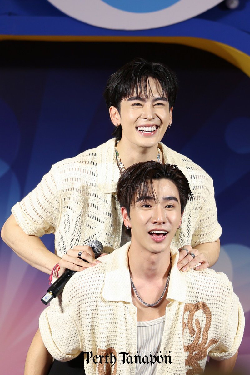 MayDooZaa (มัมหมีน้องแซนต้า) tweet media