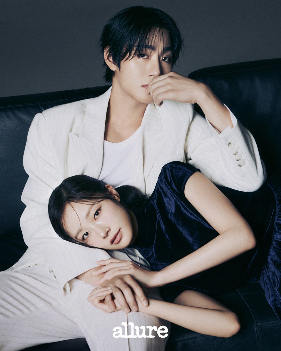 260421 - allurekorea 포스트

역대급 캐미를 보여준 <얼루어> 화보로 
화제를 모은 안효섭&amp;채원빈의 그 드라마. 

청정달달신선 모두 기대되는 
<오늘도 매진했습니다>가 내일 시작됩니다. 

설레는 마음으로 미공개 컷을 오픈! 
드라마 전 화보와 인터뷰 복습할 사람? 
➡️ 얼루어 웹사이트 바로 가기