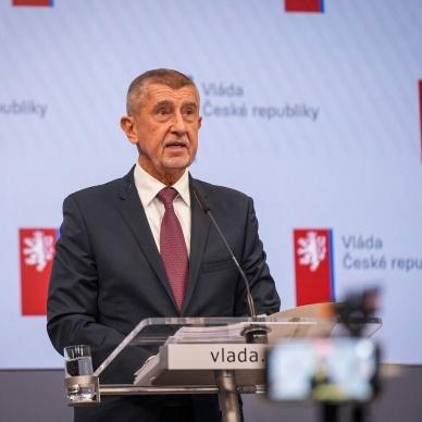Novináři útočí na Babiše a zneužijí a zmanipulují jeho 
 nemocného syna
--- a Babiš si to s novináři na tiskovce vyřídí sám 
Podporuji Babiše proti mediálnímu ZLU