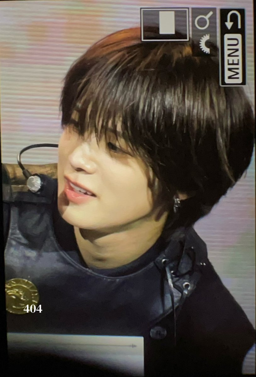 𝟰𝟬𝟰 tweet media