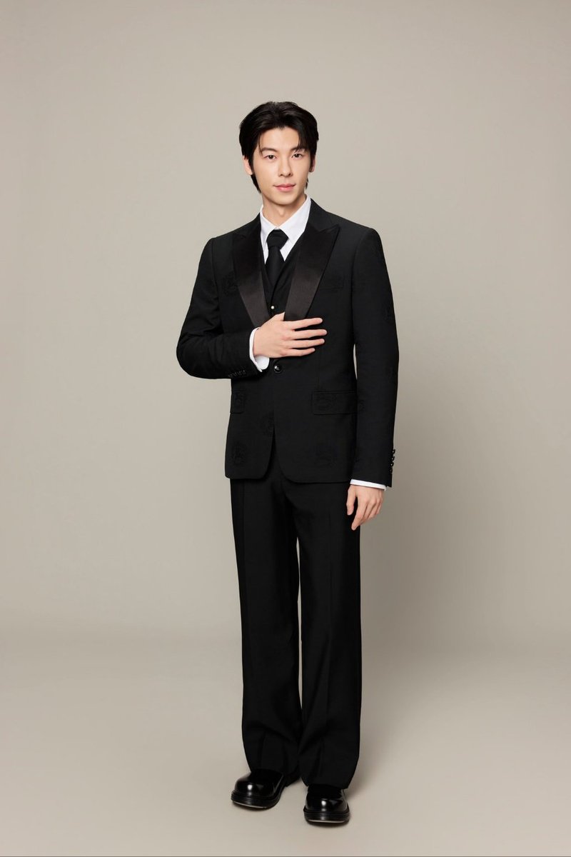 _august_rabbit's tweet photo. 결혼하자는건가👰‍♂️ https://t.co/GFDY32xpRW