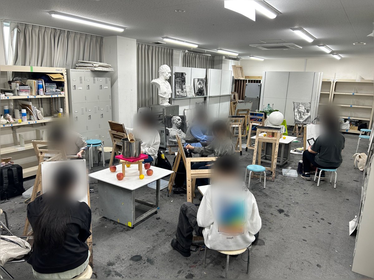 【ブログ】春期終了、本科スタート＜大宮校＞
大宮校です。
春期講習会は滞りなく終了しました。毎年、春期はデモンストレーションが多めになります。春期で描かれたデモンストレーション達を載せておきます。
⇩⇩
art-shinbi.com/blog/20260413/…

新学期、始まりました。今年も頑張りましょうー。