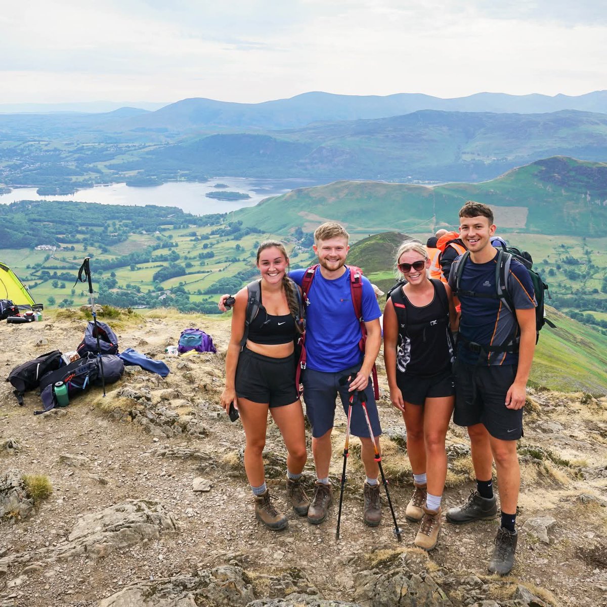 Dunc10in10's tweet image. 27 km/16.1 miles of stunning peaks &amp;amp; beautiful views with a country pub at the end! What's not to love. The best fell walking event in the lake district, have you signed up yet for June? 10in10.org.uk 

#10in10 #challenge5 #hiking #fellrunning #lakedistrict #wainwrights