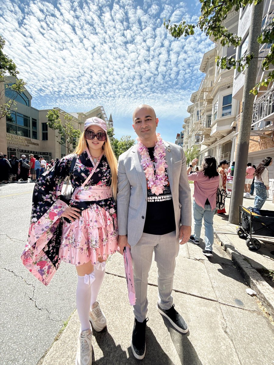 TangEstate's tweet photo. What’s a awesome day to walk with #sanfrancisco #SF #Supervisor #supervisorBilal #马百乐    #bilalmahmood and his #chinesewife at #japantown the 59th annual #NorthernCalifornia #cherryblossomfestivalparade , so I have the chance to wear my #Anime #outfits ! It’s a long day , from #oakland pick up the #rent for my #commercial client then back to city to join the #parade , then #dinner #shopping  at #stonetown then #dress my new outfit have #drink with new friend ( who was very nice give me a ride to city hall to pickup my car) , I was so tired 😛😄！ By #HellenTang ( https://t.co/XRgSOrC11X)
*
*
*
*
*
*

#hellentangrealestate #hellentang #hellentongrealestate #hellentong #realestateagent #realtor #broker #loanofficer  #bayarea #listingagent #buyersagent #loanbroker  #actrealtyfinancegroup  #actrealtyandfinancegroup #brokerage #realestatebroker #sanfranciscorealtor #siliconvalleyrealestateagent #propertymanagement #investment
#selfie