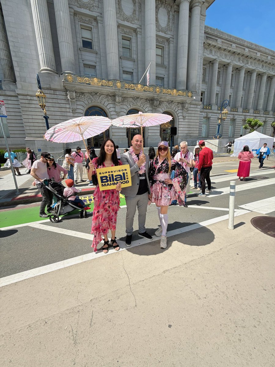 TangEstate's tweet photo. What’s a awesome day to walk with #sanfrancisco #SF #Supervisor #supervisorBilal #马百乐    #bilalmahmood and his #chinesewife at #japantown the 59th annual #NorthernCalifornia #cherryblossomfestivalparade , so I have the chance to wear my #Anime #outfits ! It’s a long day , from #oakland pick up the #rent for my #commercial client then back to city to join the #parade , then #dinner #shopping  at #stonetown then #dress my new outfit have #drink with new friend ( who was very nice give me a ride to city hall to pickup my car) , I was so tired 😛😄！ By #HellenTang ( https://t.co/XRgSOrC11X)
*
*
*
*
*
*

#hellentangrealestate #hellentang #hellentongrealestate #hellentong #realestateagent #realtor #broker #loanofficer  #bayarea #listingagent #buyersagent #loanbroker  #actrealtyfinancegroup  #actrealtyandfinancegroup #brokerage #realestatebroker #sanfranciscorealtor #siliconvalleyrealestateagent #propertymanagement #investment
#selfie