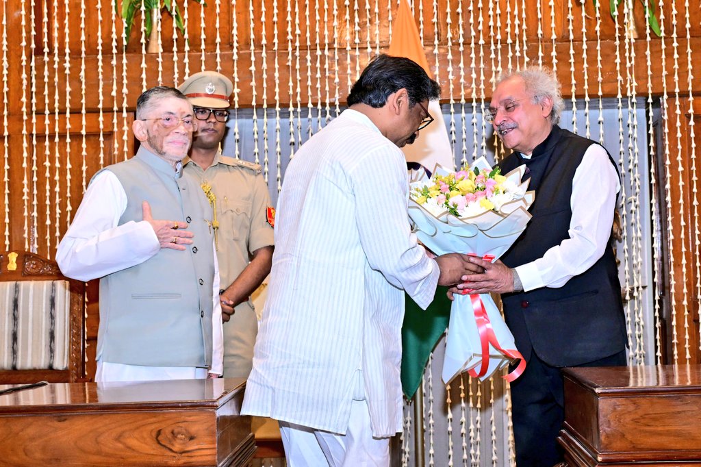 Hemant Soren tweet media