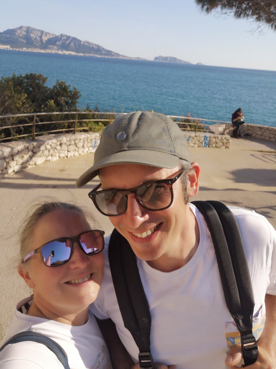 le_menuisier's tweet image. Travailler en couple, c’est une force.

Mais savoir couper…
c’est ce qui permet de durer.

#entrepreneur #travailencouple #equilibre