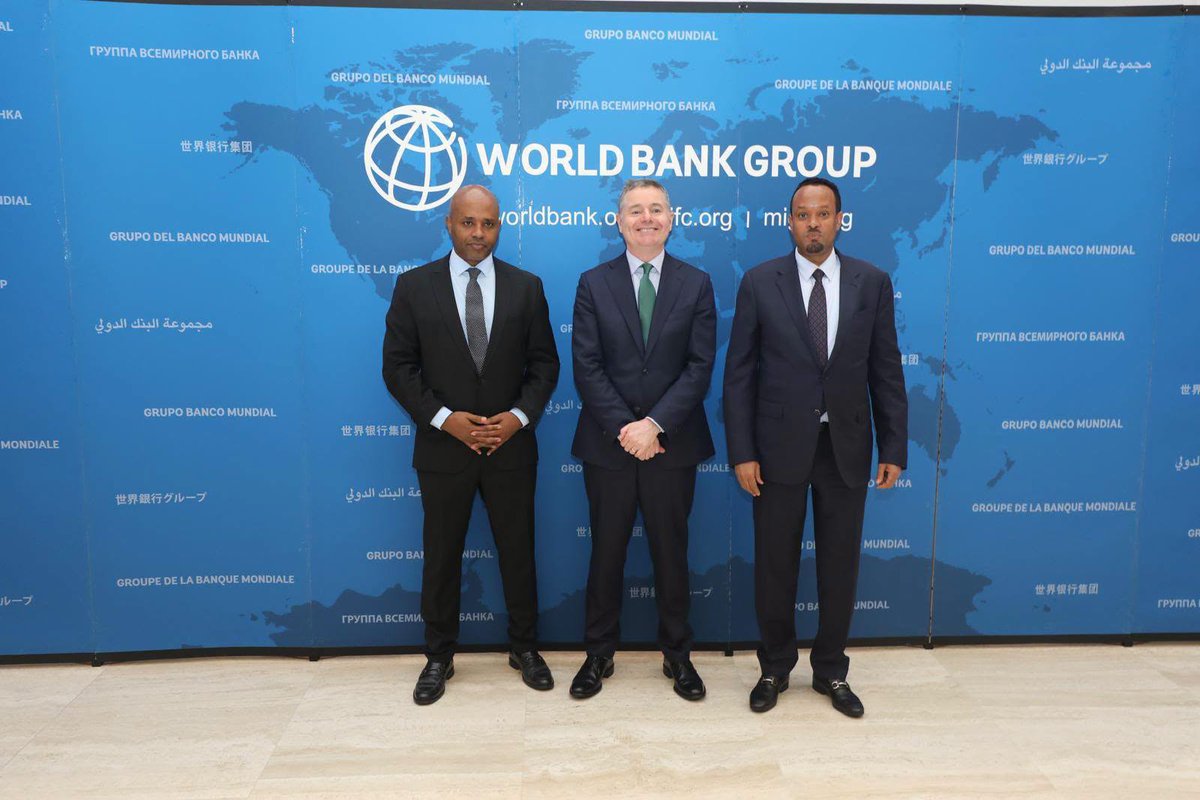 MoF_Ethiopia's tweet image. 🇪🇹 Ethiopian Delegation Meets World Bank Managing Director and Chief Knowledge Officer to Deepen Partnership on Reforms and Knowledge
web.facebook.com/MoFEthiopia/po…

#Ethiopia #WorldBank #IMFMeetings #Partnership #Reform