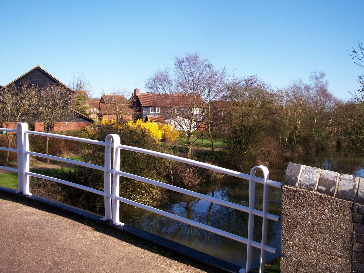 retired_tom's tweet image. My photos from #April 2010

@CanalRiverTrust #GrandUnionCanal #MiltonKeynes #MK #Berkhamsted #Lock #Bridge #Narrowboat #Reflections 

#Canals &amp;amp; #Waterways can provide #Peace &amp;amp; #calm for your own #Wellbeing #Lifesbetterbywater #KeepCanalsAlive