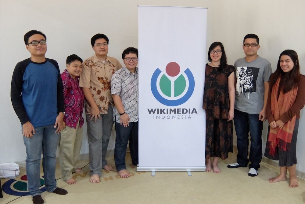 IFEX's tweet image. #Indonesia 🇮🇩 Writing for @globalvoices, researcher @garnesian looks into the efforts of the government to assert greater control over global digital platforms &amp;amp; how this takes place under “broader geopolitical dynamics within global internet governance.”

buff.ly/4VJeu54
