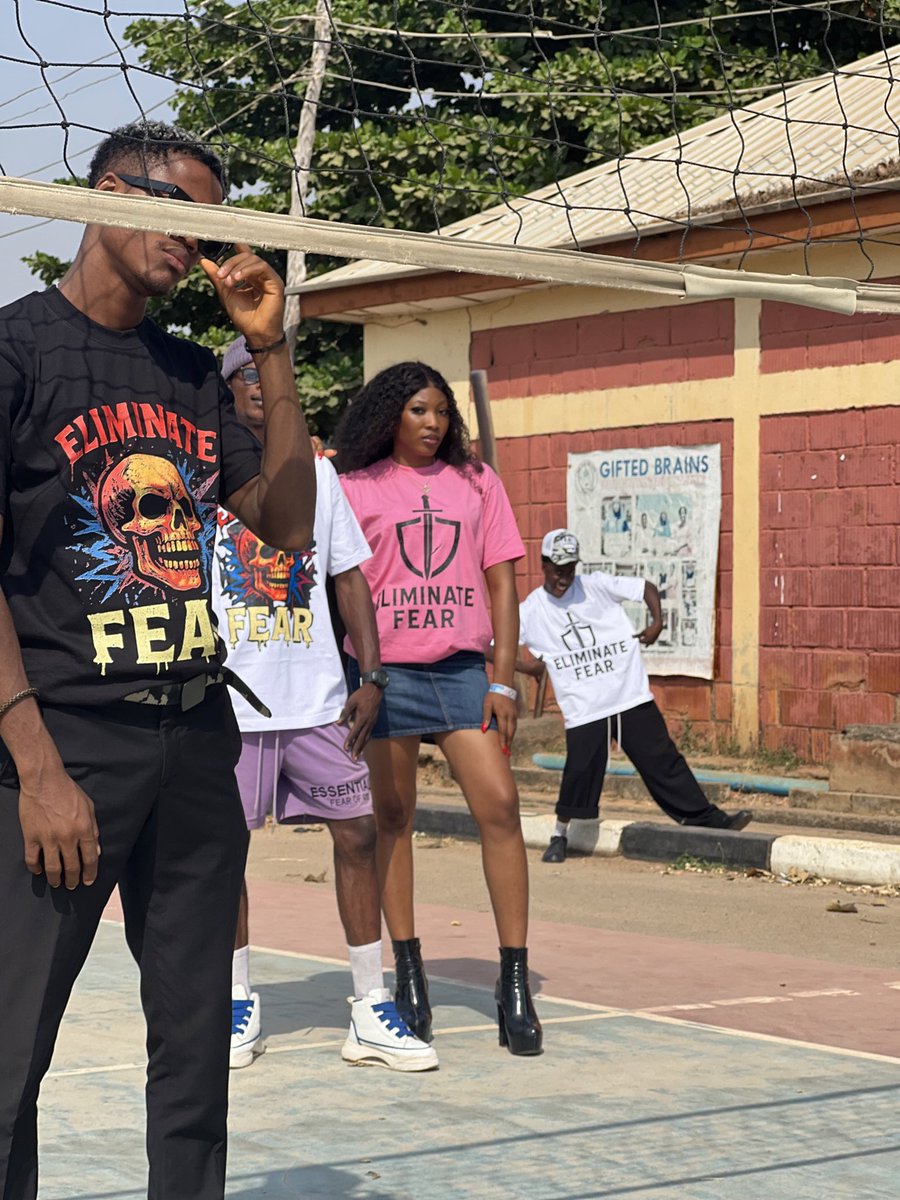Ecosneh86's tweet photo. Hey guys I’ve got something beautiful installed for you …
Wear what reminds you’re not afraid . 
Eliminate fear. It’s not just a brand, it’s a standard you set for yourself .
#EliminateFear #NofearOnlyfocus 
#streetWear 
#NewDrop 
#OwnYourLean https://t.co/oTp85LzBwh