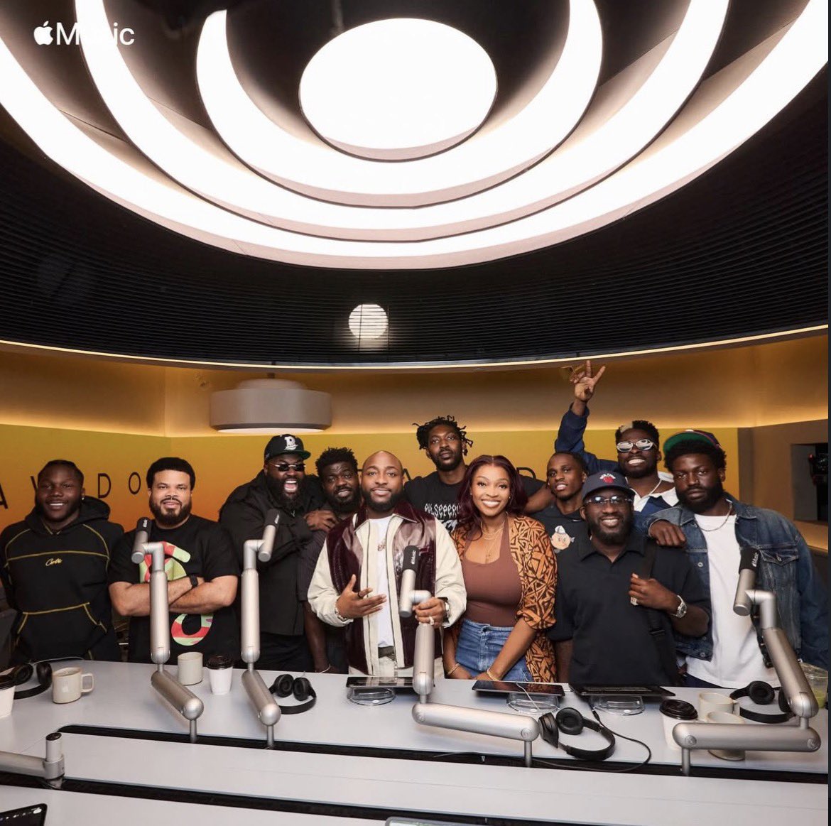 𝐑𝐨𝐳𝐚𝐩𝐞𝐩𝐩𝐞𝐫 🌎 tweet media