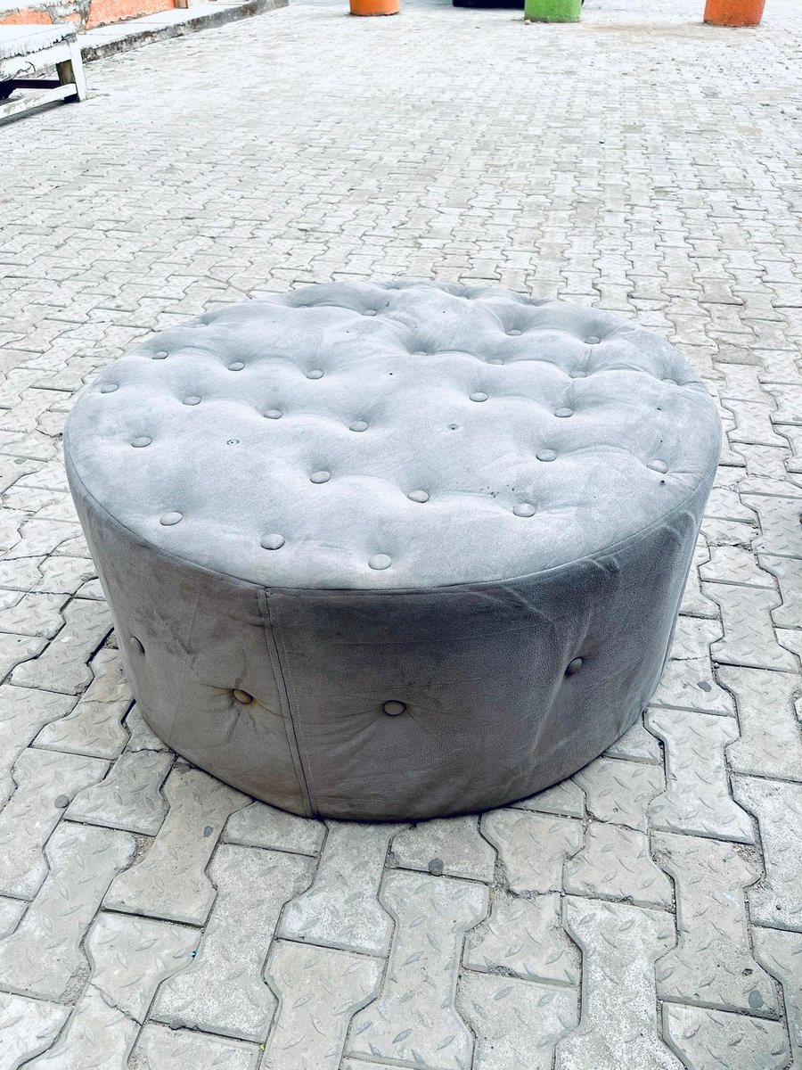 yardsaleplug's tweet image. A Round sofa available for sale 

Condition: Perfect condition just few buttons are out 

Price: 65k

Location: Jos

Contact: 08072472687

#yardsale #Declutter #JosNigeria