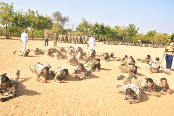 BsfDefender's tweet image. At CISF RTC Behror, every height is a milestone, every hurdle an opportunity, and every trainee emerges stronger, sharper and prepared to serve the nation with pride.  #CISF #Training #Determination