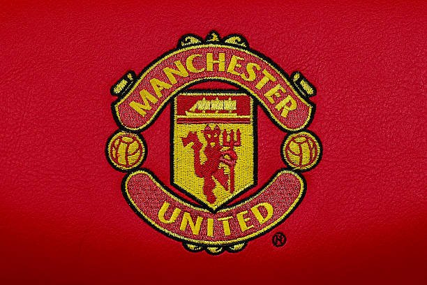 mufcytp's tweet image. 🏴󠁧󠁢󠁥󠁮󠁧󠁿 NEW | Bournemouth midfielder Alex Scott is attracting attention from top PL clubs, including Manchester United.

Sources close to the club suggest that offers in the region of £50m could open serious discussions, with the total potentially rising to £60–65m if multiple clubs