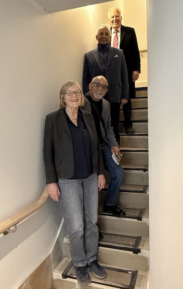 Peter Hain tweet media