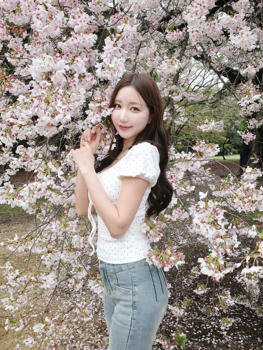 SHEIN_Japan's tweet image. お出かけコーデ＆おうちコーデ🌸🏡

外でもお家でも抜かりなく可愛く🤍
春にぴったりのアイテムをCHECK！
IG：x_alice_s2

🔎 418634031
45596023

プロフィールのサイトリンクから
商品ID/ショップ名を検索してね😊✨

#SHEIN #SHEINjapan #SHEINforALL #SHEIN購入品 #SHEINtrends