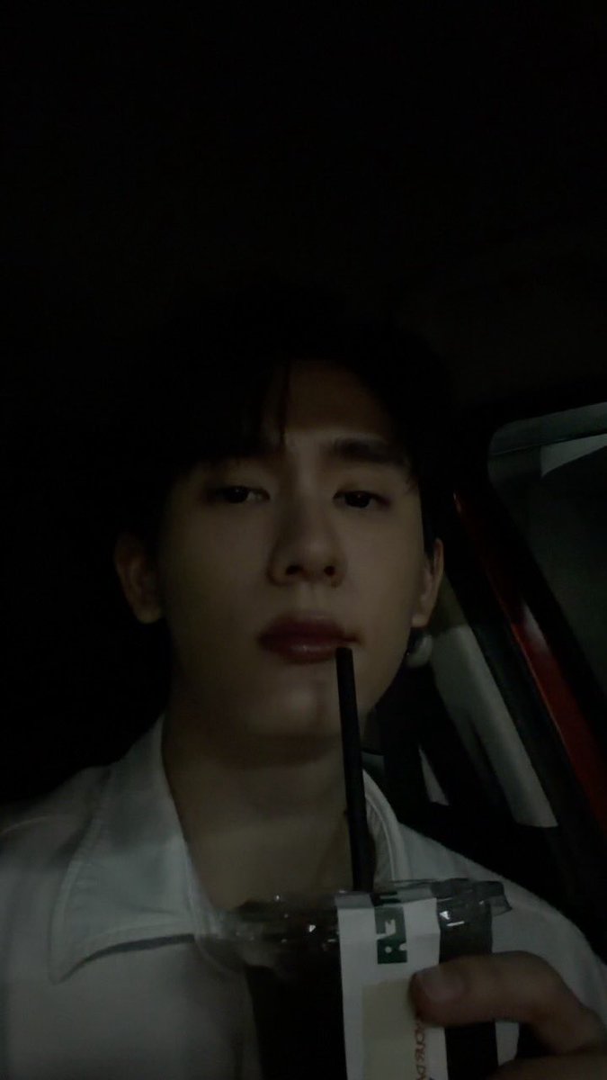 BOOK FAMILY OFFICIAL tweet media