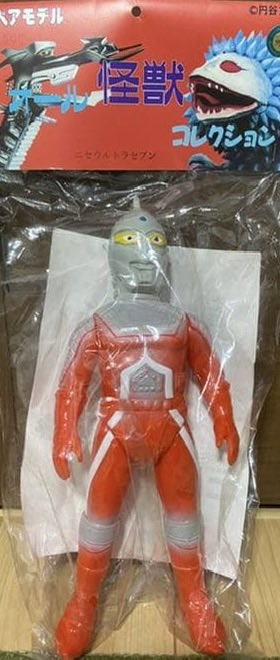ニセウルトラセブン　ベアモデル　ソフビ　新品 ベアモデルさんのニセ・ウルトラセブンのソフビ、実家にあります
