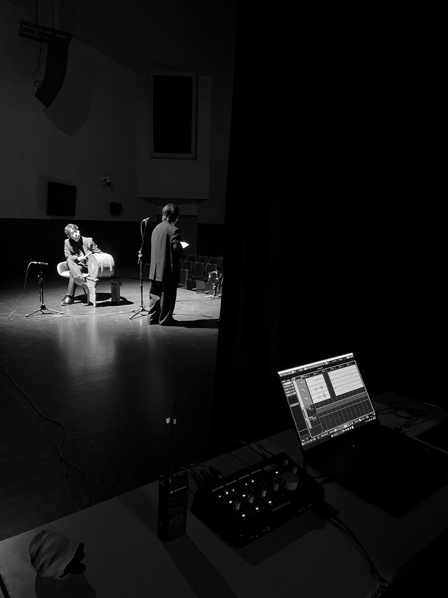 seo3901's tweet image. 오늘의 일터.

국악 녹음.

#ssl12 #recording #leicalux