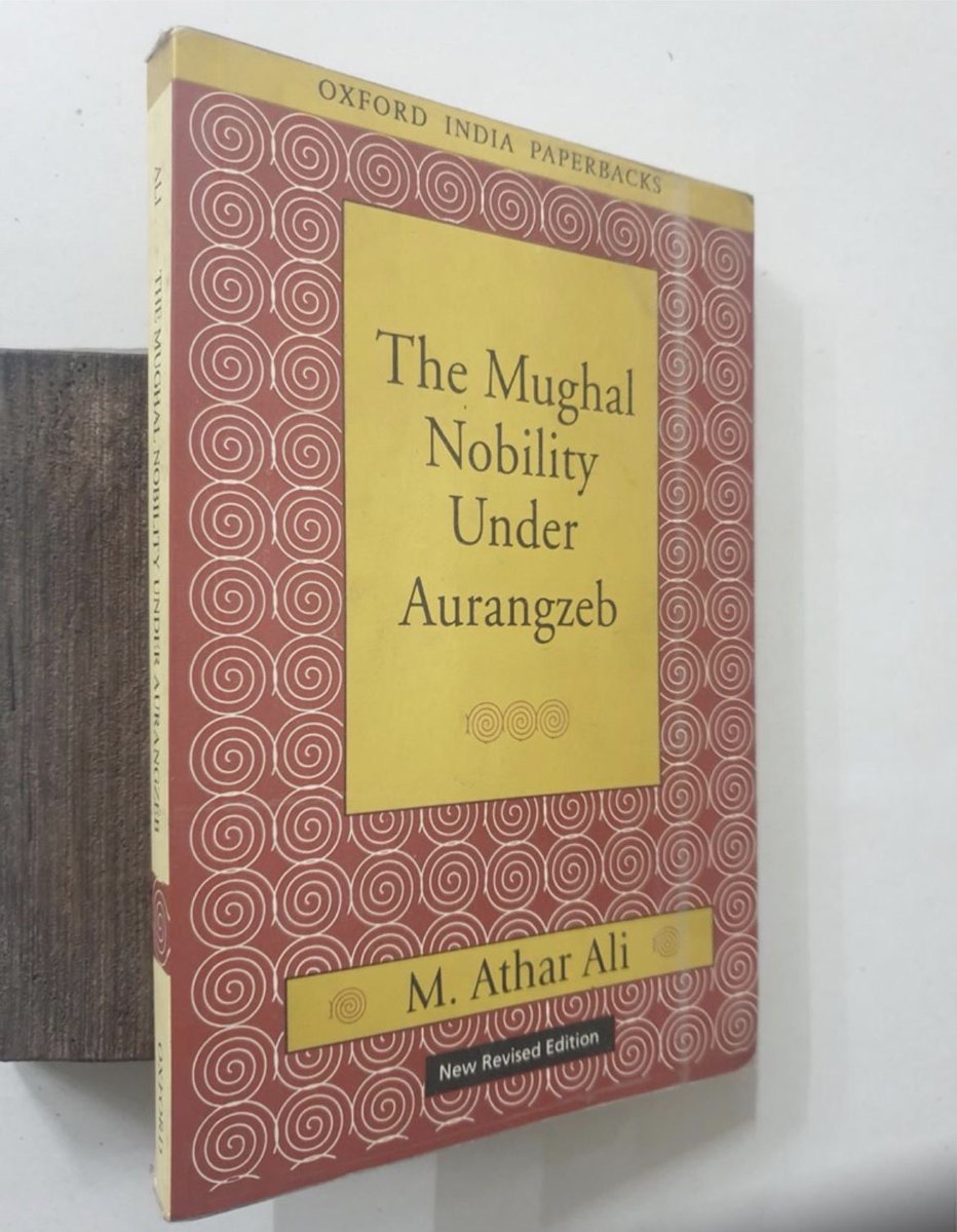 IlhanNiaz's tweet image. On April 21, 1526, 500 years ago on this day, Zahiruddin Babar fought and defeated the Sultanate of Delhi at the Battle of Panipat. 

Babar, a descendent of Chingis Khan and Amir Taimur, laid the foundation of what became known as the Mughal Empire – one of South Asia’s greatest