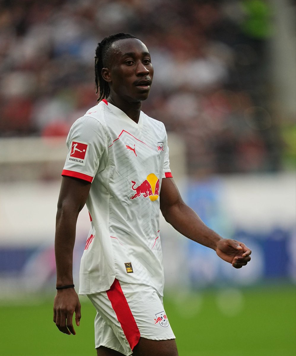 FCB World tweet media